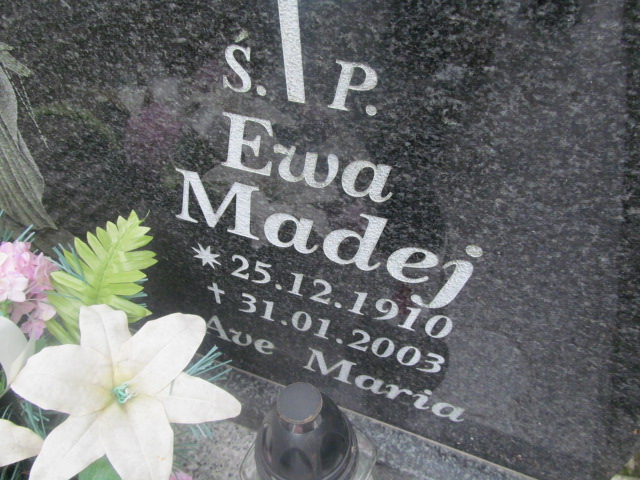 Ewa Madej 1910 Tuplice 0899 - Grobonet - Wyszukiwarka osób pochowanych