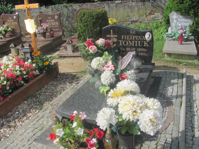 Grób Filipina Tomiuk